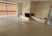 Edificio en venta con 578m² en Llinars del Vallès foto