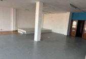 Nave Industrial en venta con 241m² en Madrid foto