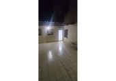 415m² building for sale in Lérida, photo