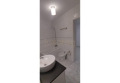 415m² building for sale in Lérida, photo