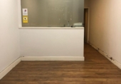 20m² commercial premises for sale in Pontevedra, photo