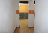 Local comercial en venta con 80m² en Oliva foto