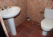 Local comercial en venta con 80m² en Oliva foto