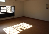 Local comercial en venta con 80m² en Oliva foto