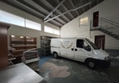 1050m² bakery for sale in Santa Eulalia del Río, photo