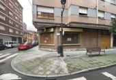 88m² hair salon for sale in Langreo, photo