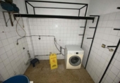 88m² hair salon for sale in Langreo, photo