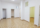 72m² commercial premises for sale in Arona, photo