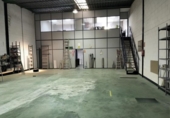 Nave Industrial en venta con 250m² en Sevilla foto
