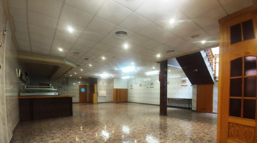 Local comercial