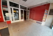 Local comercial en venta con 200m² en Cuenca foto