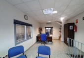 Nave Industrial en venta en Jerez de la Frontera foto
