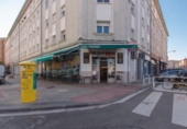  bar for sale in Pamplona, in the area of Rochapea, Calle de Raimundo Lanas photo