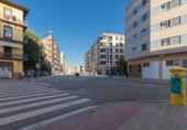  bar for sale in Pamplona, in the area of Rochapea, Calle de Raimundo Lanas photo