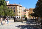  building for sale in Madrid, in the area of Acacias, Calle de San Isidoro de Sevilla photo