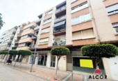Oficinas en venta con 110m² en Benicarló foto