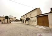 Restaurante en venta con 600m² en Santa María del Campo Rus foto