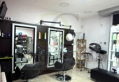  salon de coiffure pour vente à Manresa, dans le quartier de les Escodines, Carrer de la Providència photo