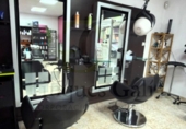  salon de coiffure pour vente à Manresa, dans le quartier de les Escodines, Carrer de la Providència photo