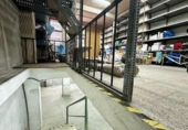 220m² commercial premises for sale in Oviedo, photo