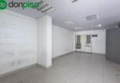 Local comercial
en venda
amb 240m² a Granada, a la zona de Villarejo, Calle Nécora foto