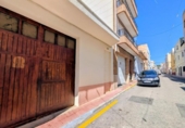 122m² commercial premises for sale in Alcanar, Carrer de Colón photo