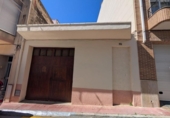 122m² commercial premises for sale in Alcanar, Carrer de Colón photo
