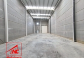 Nave Industrial en alquiler con 300m² en Lebrija foto