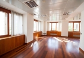 500m² office for rent in Vitoria-Gasteiz, in the area of Ensanche photo