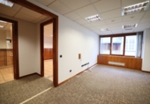 500m² office for rent in Vitoria-Gasteiz, in the area of Ensanche photo