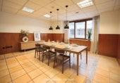 500m² office for rent in Vitoria-Gasteiz, in the area of Ensanche photo