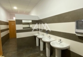 82m² commercial premises for sale in Manzanares photo