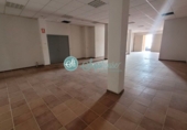 Local comercial en alquiler con 140m² en La Lastrilla foto