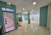 Local comercial
en lloguer
amb 77m² a Grado foto