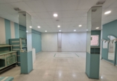 Local comercial
en lloguer
amb 77m² a Grado foto