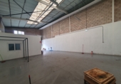 160m² warehouse industrial for sale in Grado photo