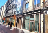 135m² locaux commerciaux pour location à Valladolid, dans le quartier de Plaza España photo