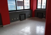 Oficina
en venda
amb 185m² a Ponferrada, Avenida Pérez Colino foto