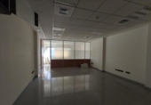 79m² bureau pour vente à Séville, dans le quartier de Cerro del Águila, Calle Virgilio Mattoni photo