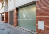 174m² commercial premises for sale in Sant Pere de Ribes, Carrer d'Ildefons Cerdà photo
