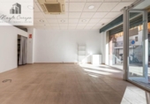 65m² locaux commerciaux pour vente à Armilla, Calle Bilbao photo