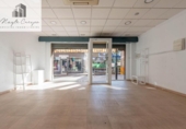 65m² locaux commerciaux pour vente à Armilla, Calle Bilbao photo