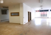 Local comercial
en venda
amb 534m² a Santa Cruz de Tenerife, a la zona de La Salle, avenida reyes católicos foto