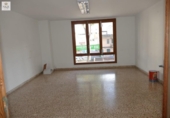 Local comercial
en venda
amb 534m² a Santa Cruz de Tenerife, a la zona de La Salle, avenida reyes católicos foto