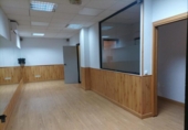 Local comercial en venta con 100m² en Madrid, en la zona de Las Águilas, calle rafael finat, 28044 foto