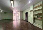 80m² restaurant for sale in Barberà del Vallès, Carrer d'Àngel Guimerà photo