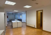 Oficina
en venda
amb 400m² a Madrid, a la zona de Goya, Calle de Goya foto