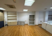 Oficina
en venda
amb 400m² a Madrid, a la zona de Goya, Calle de Goya foto