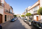 Edificio en venta con 498m² en Sanlúcar de Barrameda, Calle Puerto foto