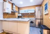 Local comercial en venta con 57m² en Madrid, en la zona de Pueblo Nuevo, Calle de Vázquez de Mella foto
